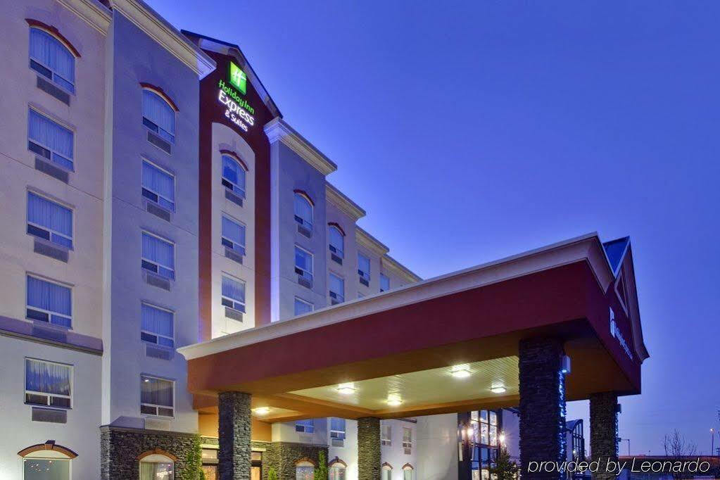 Holiday Inn Express Edmonton North By Ihg Exterior foto